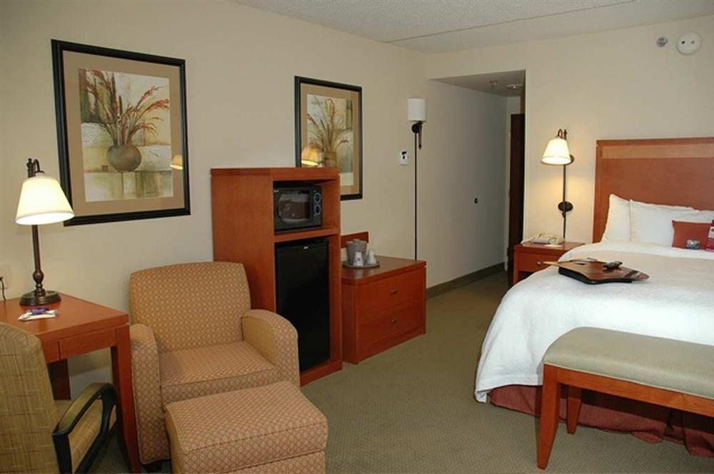 Hotel Hampton Martinsburg
