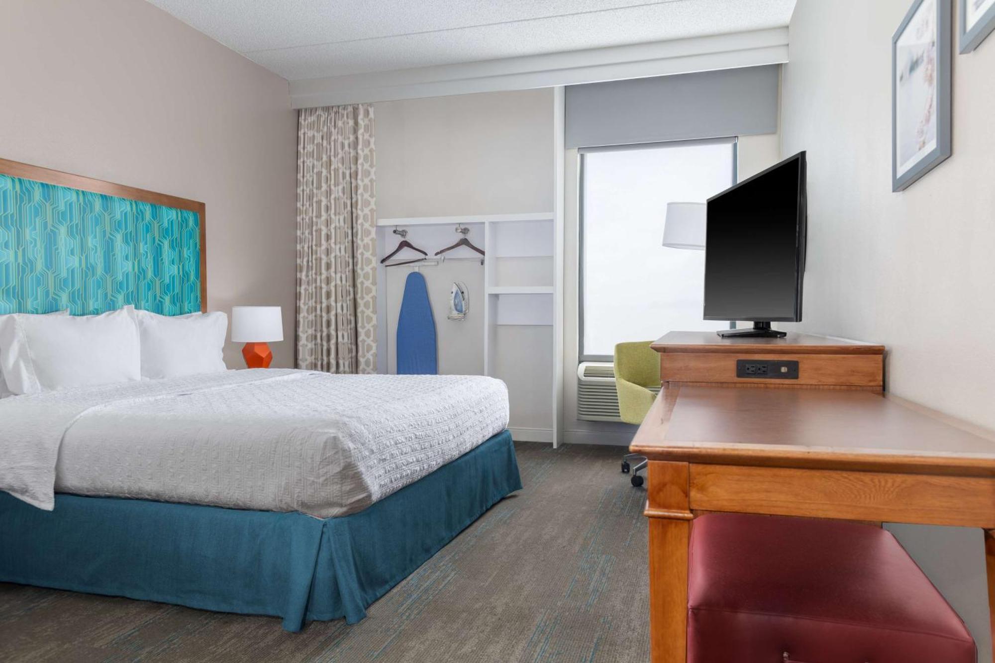 Hotel Hampton