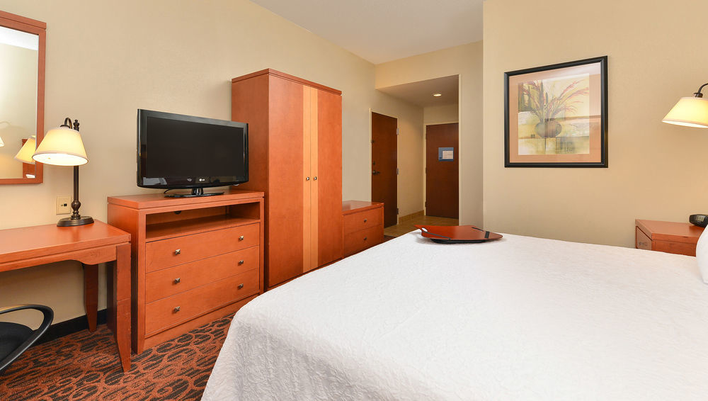 Hotel Hampton 3*