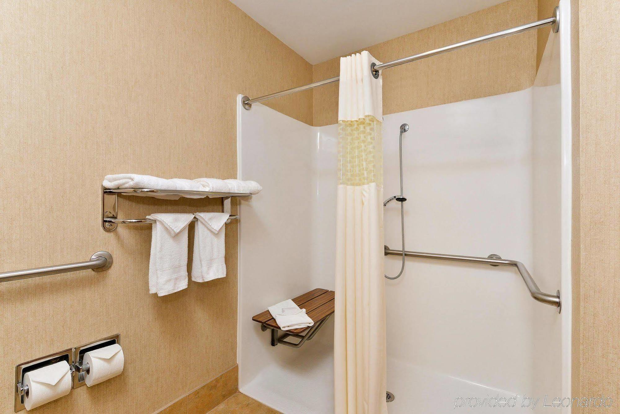 Hotel Hampton
